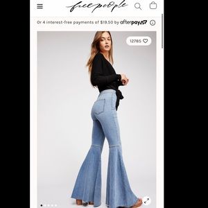 Free People Flare Jeans (ONLY WORN ONCE)
